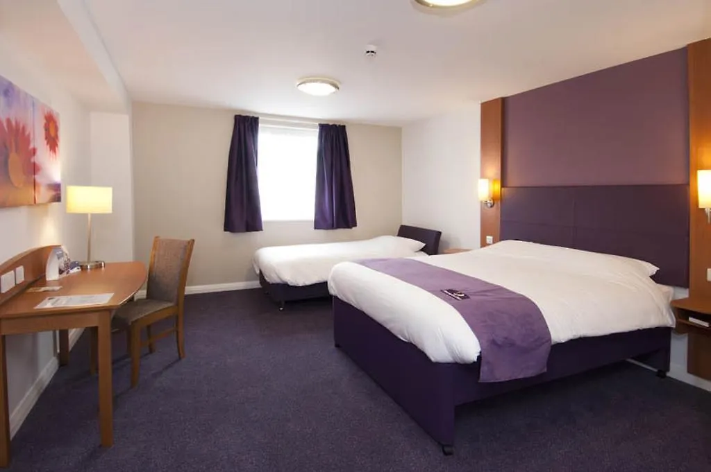 Premier Inn London Barking-1